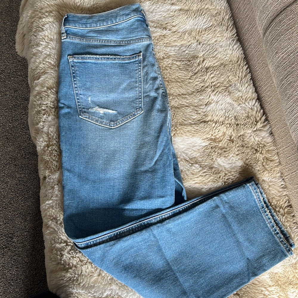Slim High Rise Stretch Jeans - Picture 4 of 6
